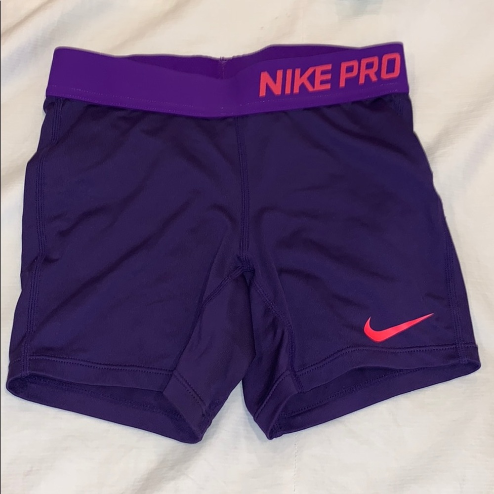 Girls Nike Pros